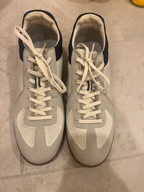 Rothy's Cream Knit Sneakers with Navy Heel